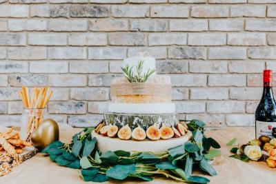 Jurassic Coast Cheese Cakes - The Wedding Scene